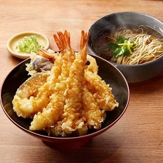 大海老尽くし天丼とそばのセット（大海老天ぷら５本・野菜３種）