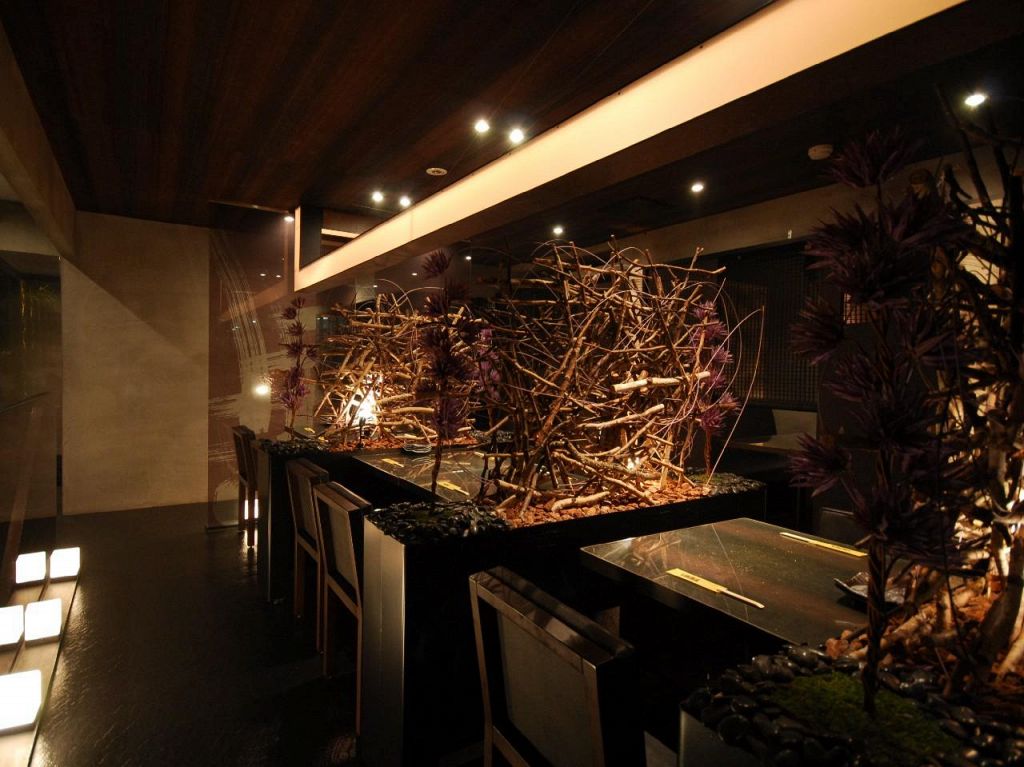 店内の豪華さ＋スタッフの温かいサービスで更に上質な空間へ