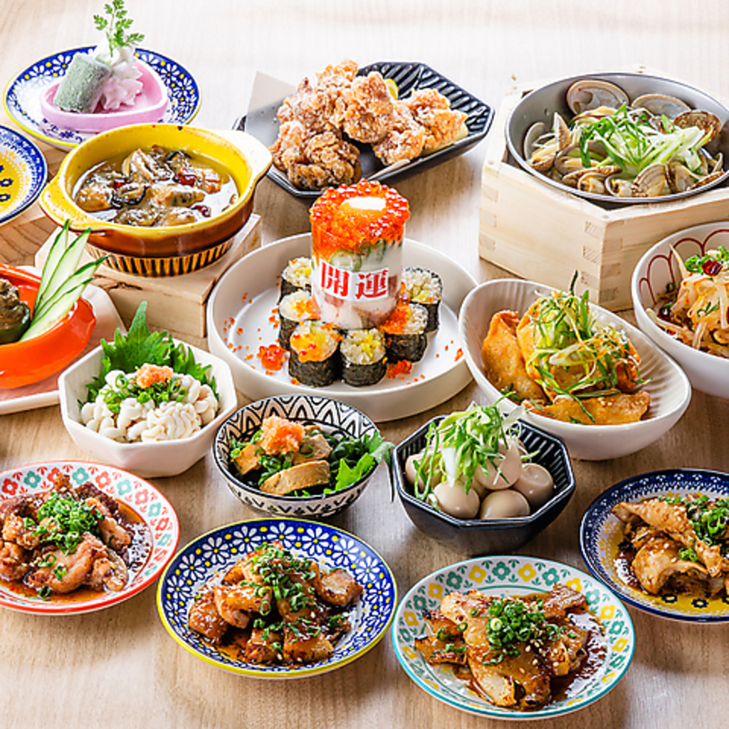 バラエティ豊かなお料理の数々で宴会が盛り上がること間違いなし！