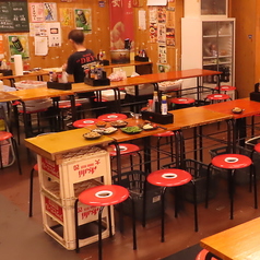 お一人様からグループ利用まで！ワイワイ、ガヤガヤして楽しめるお席です♪