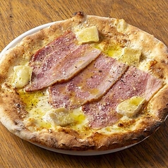 ピッツァ ベーコンカマンベール