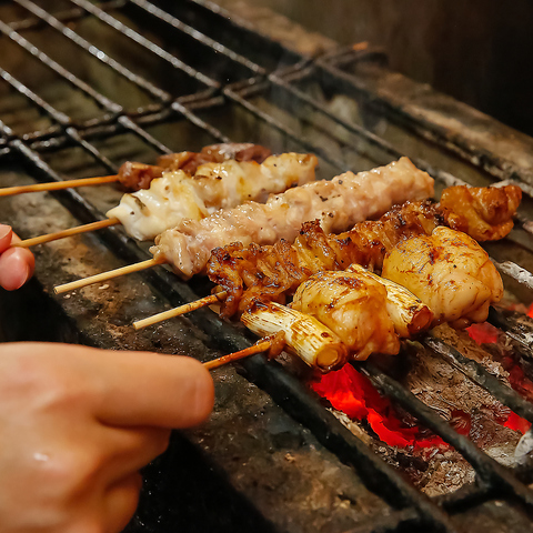 【難波/心斎橋】土佐備長炭で焼き上げる新鮮な焼鳥を堪能◎お一人様も大歓迎な隠れ家