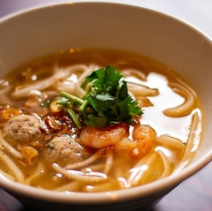 卵麺のタイラーメン