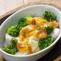 料理メニュー写真&nbsp;里芋とブロッコリーのチーズ焼き