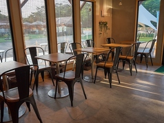 ICOROBA Cafe Terrace イコロバカフェテラスの雰囲気3