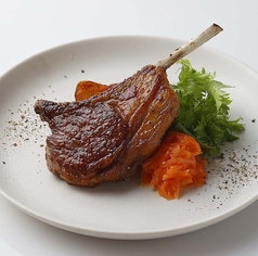 仔羊肉のソテー~インカの目覚めのフリット添え~
