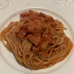 赤いカルボナーラ