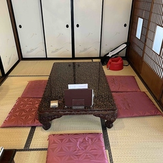 【２階席】座敷に座布団のお席