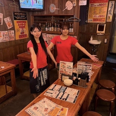 少人数から最大25名様までご利用可能な人気の店内テーブル席は歓送迎会などの宴会の一体感も抜群!【本厚木/飲み放題/居酒屋/焼き鳥/食べ放題/宴会】