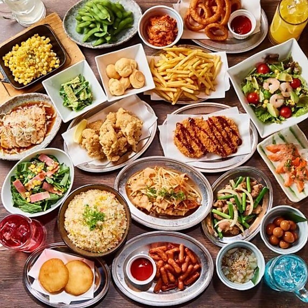 ここでしか味わえない名物を豊富にご用意！お酒と一緒にお楽しみください！