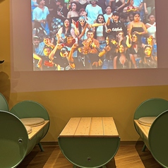 お洒落なソファー席もご用意しております!