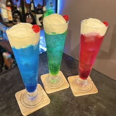本格クリームソーダ