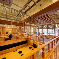 落ち着く店内で、つい時間を忘れてしまいます