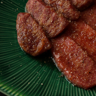 思わず笑ってしまうほど美味しい焼肉を追求