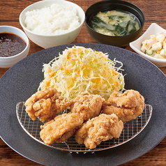 からあげ定食（特製ソース付き）の写真
