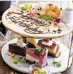お誕生日や記念日に！アニバーサリーデザートプレートはいかがでしょうか?　2000円～