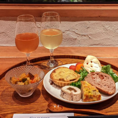 カフェバー グリーン