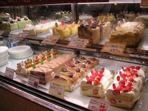 コレクション イタトマ ケーキ テイクアウト 美味しいお料理やケーキ