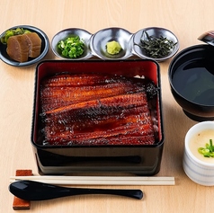 秘伝のタレで焼き上げたうな重をご堪能ください