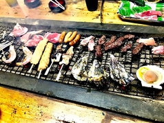 牡蠣以外にも海鮮やお肉なども充実しております！