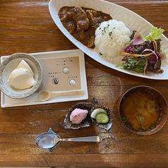 【上州麦豚】店長自慢の豚バラ肉とお野菜のカレー定食