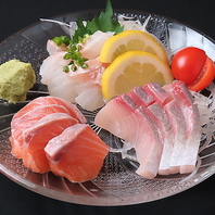 旬鮮魚を使用した豪華海鮮料理をご用意しております