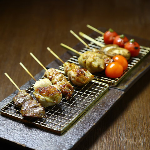 純系名古屋コーチンの本格炭火焼鳥が楽しめる隠れ家レストラン