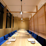 店内はシーンに合わせて使える完全個室のお席をご用意させて頂いております。