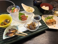 和食 うお進のおすすめランチ1