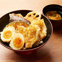 親子天丼（鶏むね肉、ゆで玉子、蓮根、茄子、南瓜）
