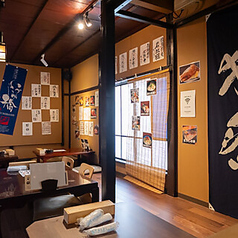 地酒と鮮魚 魚心 大和店の雰囲気1