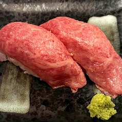 肉寿司ロース（2貫）