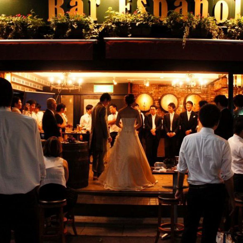 ウェディング2次会にもオススメです。1階フロア貸切は30名様～応相談。プロジェクタなど設備も充実！