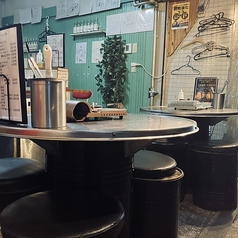 駅近でアクセス抜群！カウンター席もあるので、ひとりでも気軽に立ち寄れます。