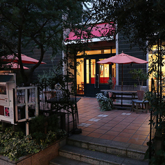 テラスの貸切も可能です♪お気軽にご相談ください。