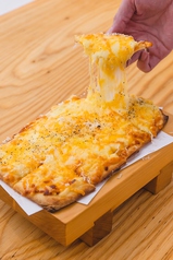 チーズ好きのチーズピザ
