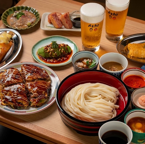 「お好みたまちゃん」と「二○加屋長介」を一緒に楽しめるハイブリッド居酒屋。