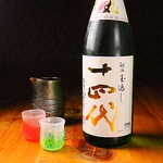 全国各地の名酒を多数ご用意。日本酒をはじめ焼酎・ビールなどもお好みのお料理とお楽しみください。
