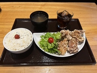 昼からガッツリ肉ランチ
