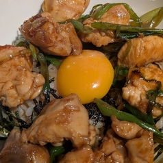 焼き鳥丼（もも・胸ミックス）