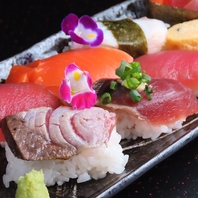 店主自ら寿司を握って提供！