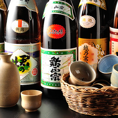 厳選焼酎や日本酒、韓国酒もご用意