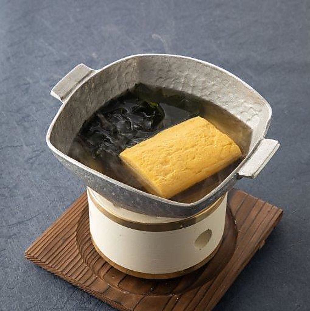 当店ではお出汁には絶対の自信を持っており、毎日丁寧に手作りしています。