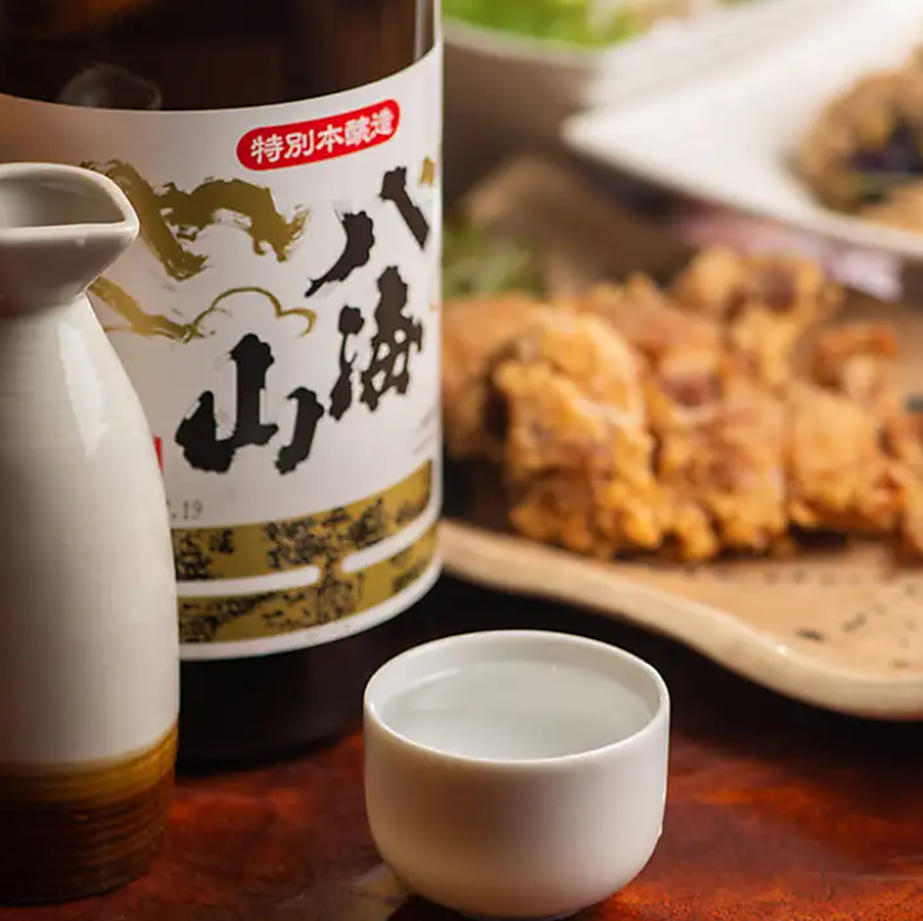 柔らかい肉質で、旨味とビタミンが豊富な「岩中豚」を豪快な炭火焼きでいただけます★