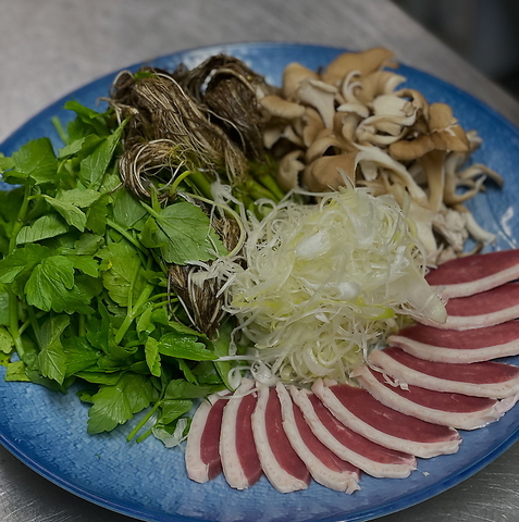 喫煙可能◎厳選仕入れの三陸鮮魚刺し盛りや炭焼き・七輪焼きで味わえる創作和風居酒屋