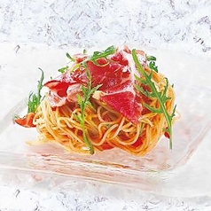 生ハムとトマトの冷製パスタ