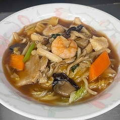 たっぷりキノコの五目中華飯
