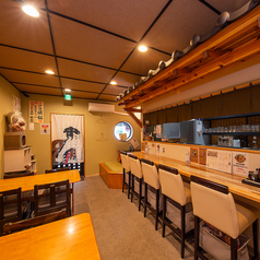 【ご家族とのお食事の場◎憩いのテーブル席！】ご家族でのお食事も当店にお任せ！気兼ねなく足を伸ばせるテーブル席ございます♪