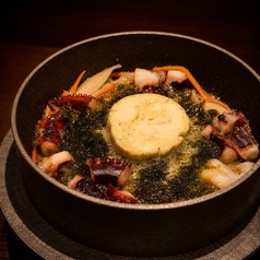 タコとあおさ海苔のバジルバター 釜飯