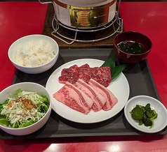 牛カルビ・牛ハラミ焼肉定食（塩だれor醤油だれ）